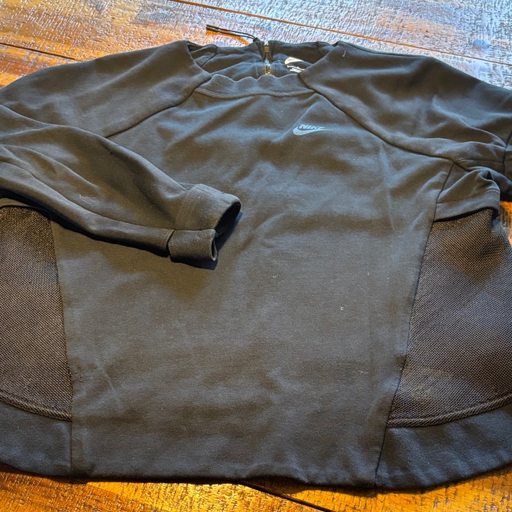 Nike Black Women's Pullover Sweatshirt Hoodie